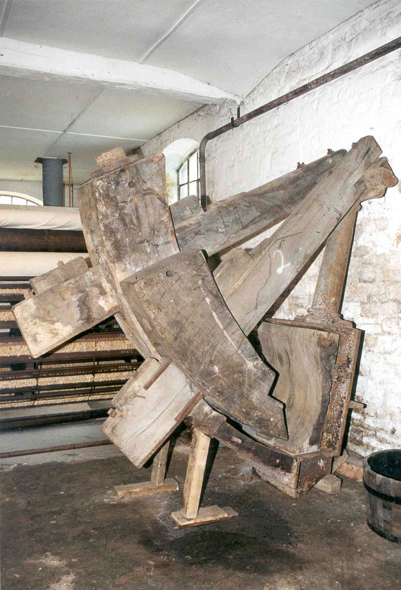 Digital Stroud Working In Stroud Cloth Industry